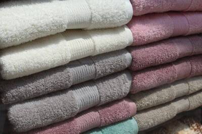 Что делать, если полотенца стали пахнуть сыростью: наиболее полезный лайфхак - lifehelper.one