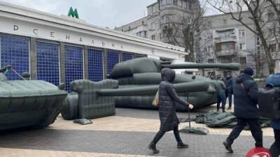 Чистое надувательство: в Киев ввели танки - porosenka.net - Украина - Киев