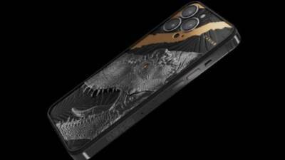 Tyrannophone — iPhone с настоящим зубом тираннозавра - chert-poberi.ru
