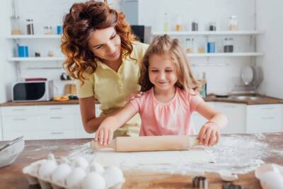 Как научить ребёнка готовить? - lifehelper.one
