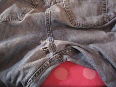 Как спасти любимые джинсы: ставим заплатки в «неудобных» местах - milayaya.ru