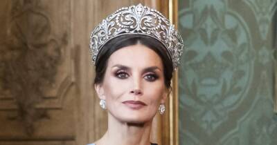 король Филипп - Карл Густав - Королева Летисия появилась на приеме в дешевом платье - 7days.ru - Испания - Швеция - Стокгольм