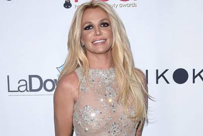 Бритни Спирс - Britney Spears - Экс-менеджер Бритни Спирс настаивает на том, что звезда не нуждается в опеке отца: "Она не ребенок" - spletnik.ru