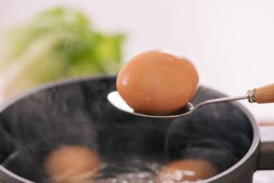 В Сети рассказали, почему яйца всегда стоит варить с лимоном nbsp - woman.rambler.ru