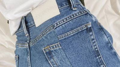 Модные джинсы: об этом британском апсайклинг-бренде скоро будут говорить все - vogue.ru