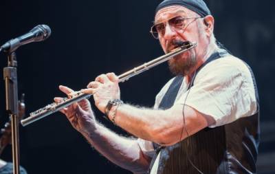 Рок на флейте и шаманство на сцене: Jethro Tull сыграют в Киеве - hochu.ua - Киев