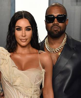 Ким Кардашьян - Канье Уэст (Kanye West) - Это официально: Ким Кардашьян и Канье Уэст разводятся после семи лет брака - elle.ru