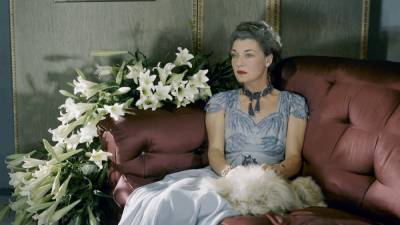 Мона фон Бисмарк — графиня, которую Коко Шанель считала самой модной женщиной в мире - tatler.ru - штат Кентукки