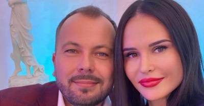Екатерина Лель - Владимир Левкин - Андрей Державин - Руслан Алехно - 39-летняя жена звезды «Трех аккордов» Сумишевского умерла после страшной аварии - wmj.ru - Красноярск - Красноярский край