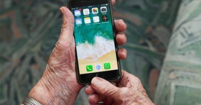 Онлайн-безопасность в смартфоне для людей пожилого возраста - womo.ua