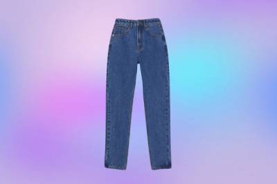 В этом сезоне носите простые синие джинсы с завышен... - glamour.ru