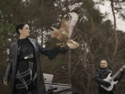 Go_A ответила зоозащитникам по поводу использования редкой птицы в клипе для Евровидения - mur.tv - Украина