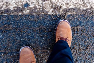Как эффективно избавиться от соли на обуви - woman.rambler.ru
