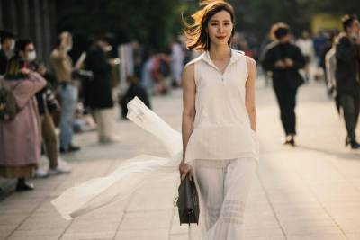 Streetstyle: как одеваются гости Недели моды в Тайбэе - vogue.ua - Шанхай - Токио - Сеул