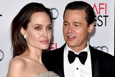 Анджелина Джоли - Брэд Питт - Brad Pitt - Angelina Jolie - Стало известно, как Питт отреагировал на утечку информации об обвинениях в домашнем насилии от Джоли - spletnik.ru