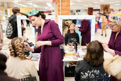 Мамам – бесплатный макияж, дочерям – бесплатный аквагрим: Дарынок приглашает отметить 8 марта - liza.ua