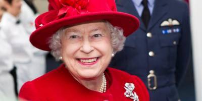 королева Елизавета - принцесса Евгения - Не дадут скучать и расстраиваться. 94-летняя королева Елизавета завела двух щенков корги - mur.tv
