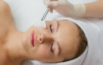 Вопрос врачу-косметологу: как восстановить кожу после зимы? - hochu.ua