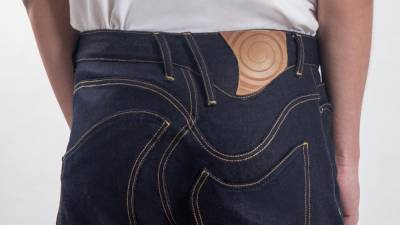 Thom Browne - Долев Элрон — автор самых необычных джинсов, которые стали хитом инстаграма. Что надо о нем знать? - vogue.ru - Тель-Авив