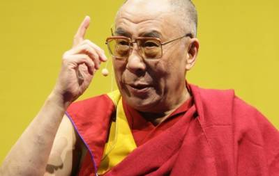 Максим Степанов - Тибетский духовный лидер Далай-лама сделал прививку против коронавируса вакциной CoviShield - hochu.ua - Индия - Украина - Англия