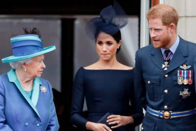принц Чарльз - Как королевская семья отреагировала на интервью Гар... - glamour.ru - Англия