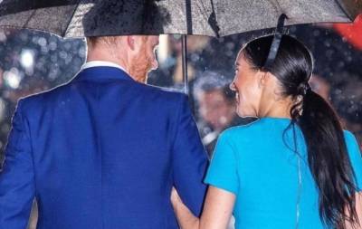 королева Елизавета II (Ii) - принц Гарри - принц Филипп - Меган Маркл - СМИ: принц Гарри приехал в Великобританию на похороны без Меган Маркл - hochu.ua - Сша - Англия