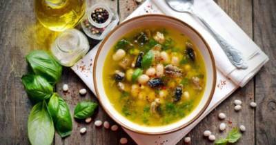 Мария Сартания - 5 рецептов постных супов на каждый день - womo.ua