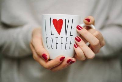 Маникюр для тех, кто любит кофе: 20 идей нейл-арта - lifehelper.one
