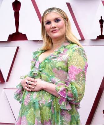 Кто из знаменитостей обьявил о своей беременности на красной дорожке «Оскара-2021»? - elle.ru