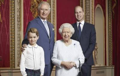 королева Елизавета II (Ii) - принц Гарри - принц Уильям - принц Эндрю - принц Чарльз - принцесса Анна - Британцы назвали монарха, которого хотели бы видеть на престоле после Елизаветы II - hochu.ua - Англия