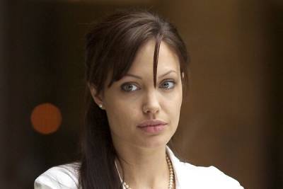 Анджелина Джоли - Брэд Питт - Анджелина Джоли призналась, почему она до сих пор одна - 7days.ru