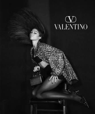 Пьерпаоло Пиччоли - Дэвид Симс - Страстная и безупречная: Зендая в рекламной кампании Valentino - elle.ru - Лос-Анджелес