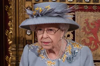 принц Гарри - принц Филипп - королева Елизавета - принц Чарльз - Елизавета II (Ii) - Принц Гарри добился своего: королева Елизавета покидает дворец - 7days.ru - Шотландия