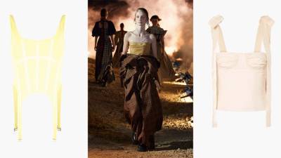 Christian Dior - Мария Грация Кьюри - Корсет — новая броня: самые красивые модели сезона - vogue.ru