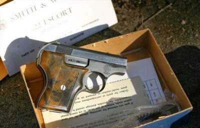 Симпатичная «игрушка»: Smith&Wesson Model 61, который помещался в кармане - chert-poberi.ru