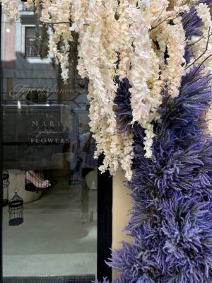 В центре Москвы открылся цветочный бутик в европейс... - glamour.ru - Москва - Германия