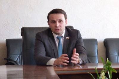 Депутат Волков: Работа администрации Осипова заключается в том, чтобы всё опровергать - mur.tv - Забайкальский край