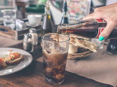 Сладкие напитки — причина рака кишечника - shape.ru - Сша
