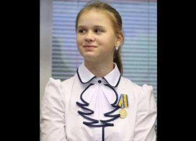 Когда круглая сирота, 13-летняя Юля Король, после крушения каноэ, вытаскивала из воды детей, они говорили ей «спасибо» и умирали… - lublusebya.ru