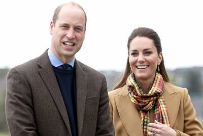 Massimo Dutti - Кейт Миддлтон - принц Уильям - Kate Middleton - Кейт Миддлтон и принц Уильям впервые прибыли с визитом на Оркнейские острова - spletnik.ru - Шотландия - county Prince William