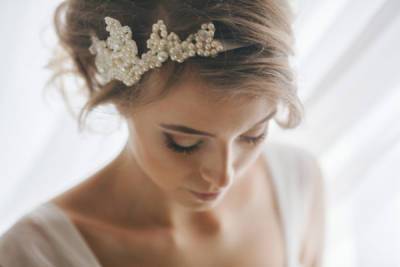 Минималистичный свадебный наряд – это тренд. Вот 10... - glamour.ru