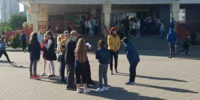 В разных городах страны эвакуируют школы: они получили сообщения о взрывных устройствах по почте - porosenka.net - Минск - Мозырь - Калинковичи