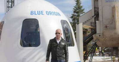 Джефф Безос - Джефф Безос и его компания Blue Origin будет продавать билет в космос на онлайн-аукционе - womo.ua