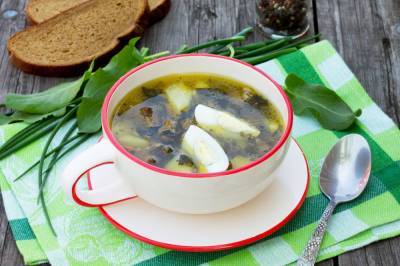 Салат, суп и пирог: готовим вкусные сезонные блюда со щавелем - eva.ru