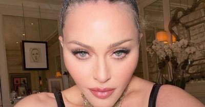 62-летняя Мадонна напугала поклонников «поплывшим» лицом — ее сравнили с инопланетянином - wmj.ru