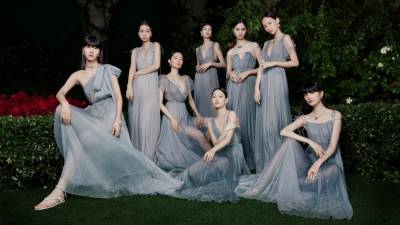 Еще больше роз в новой высокой ювелирной коллекции Dior - vogue.ru - Китай - Париж - Мозамбик - Бирма - Чэнд