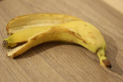 4 нестандартных способа использования банановой кожуры в огороде - sadogorod.club