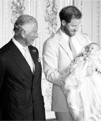 принц Гарри - принц Чарльз - Елизавета II (Ii) - Уильям - «Арчи никогда не станет принцем!» Принц Чарльз откажет сыну Меган и Гарри в королевском титуле - elle.ru - Англия