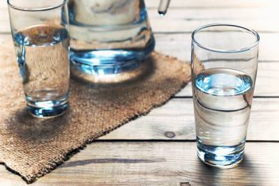 Как правильно пить воду: 8 советов от звездного нутрициолога - vogue.ua - Лос-Анджелес