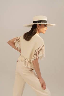 5 модных вариантов соломенных шляп для жаркого лета... - glamour.ru